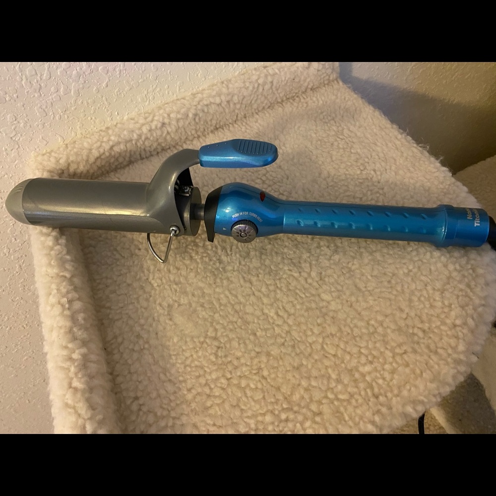 Babyliss Pro Curling Iron